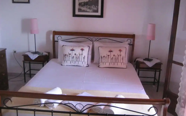 Angela Studios Paxos