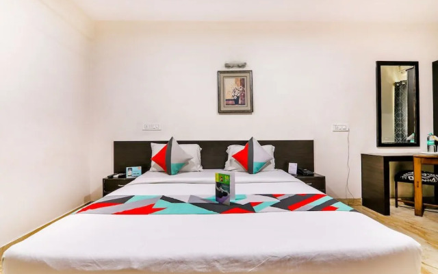 OYO 7888 Hotel Move Inn