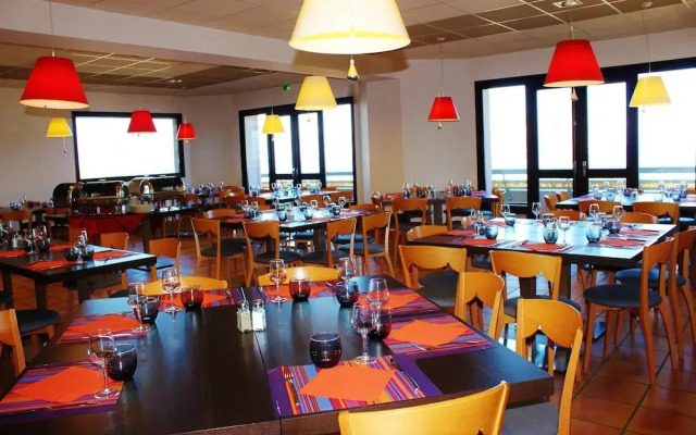 Apartment With Balcony or Terrace