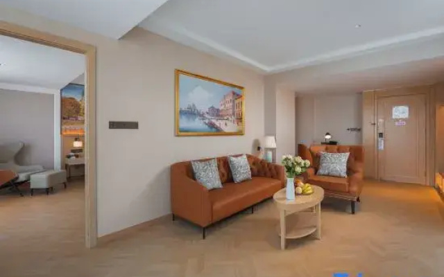 Vienna Hotel (Dongtai Hengrong Plaza)