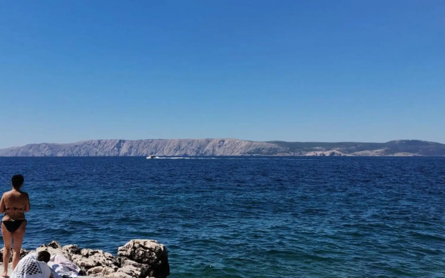 Lovely 2-bedroom apartment in Novi Vinodolski