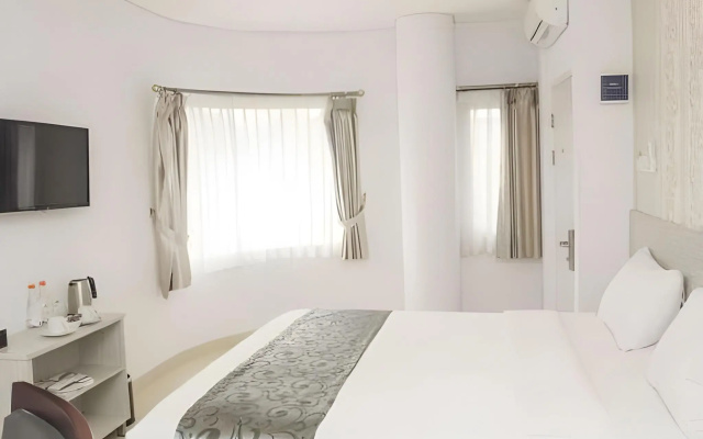Kembang Hotel Bandung – Guest Rooms – Bandung
