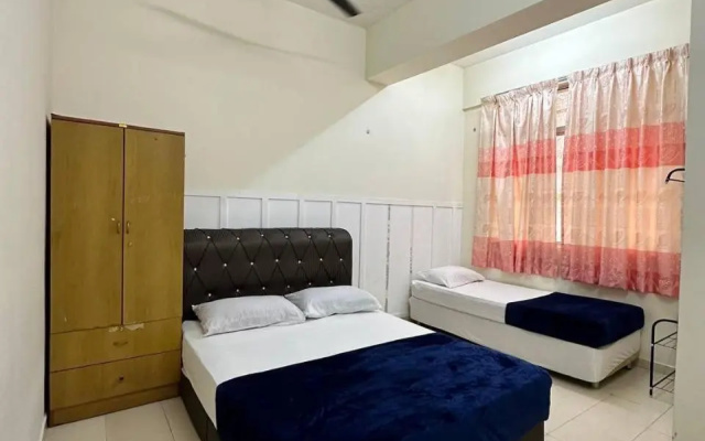 Cozy Homestay KTCC Mall Pantai Batu Burok HSNZ 3BR Pangsapuri Ladang Gemilang 1 by NadiHome – Guest Rooms – Kuala Terengganu