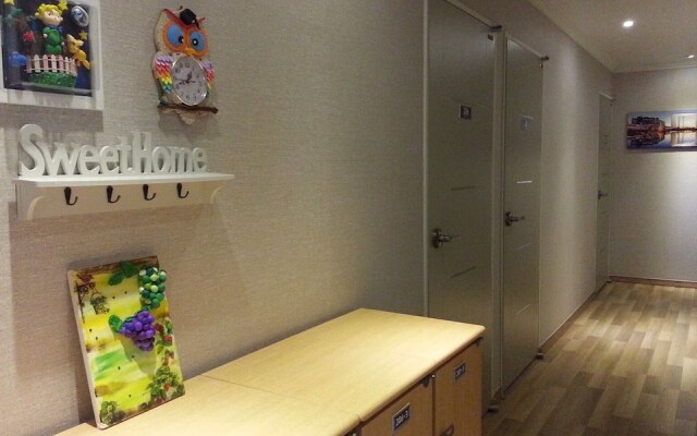 Bexco Hostel B&B