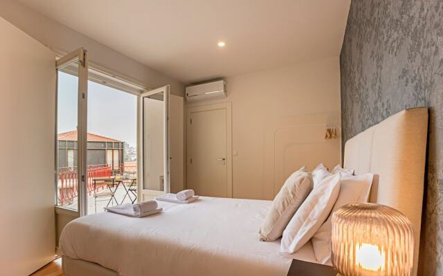 Monte dos Judeus 26 by LovelyStay