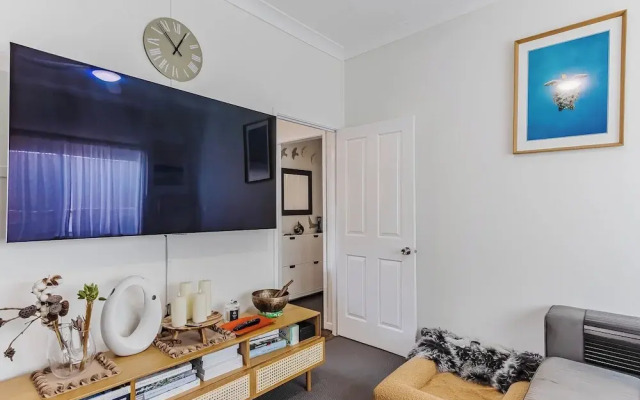 Kingy Beach House - Pet Friendly