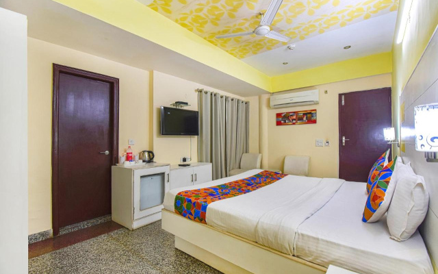 Fabhotel Comfort 35