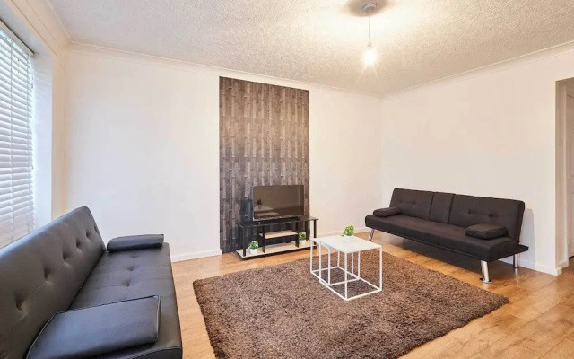 Host Stay Coquet House