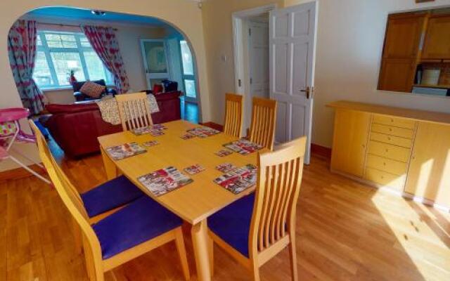 Fishermans Grove 3 Bed