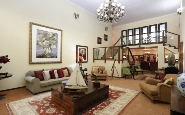 Shangri-La Manor - Adults Only