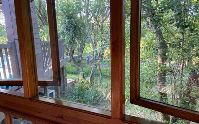 Kruger Park Lodge - IKZ2 - 3 Bedroom Chalet