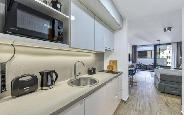 M&P- Lovely 1-bedroom condo with free parking