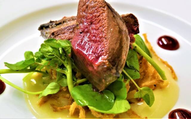 Glenmoriston Arms Hotel