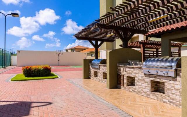 Amazing 1br1ba Condo With Balcony Great Location
