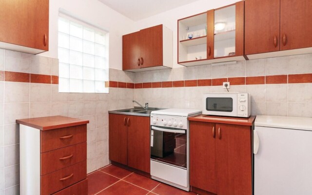 Nice Home in Pag With Wifi and 2 Bedrooms