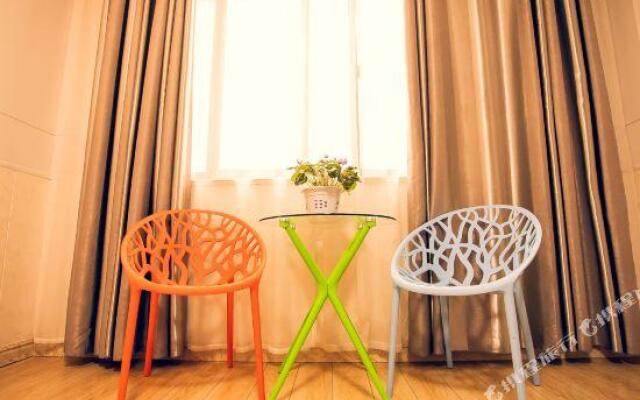 Xinyang JinGuan Express Hotel