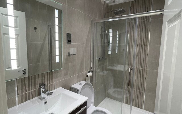 Charming 1-bed Apartment in Wolverhampton