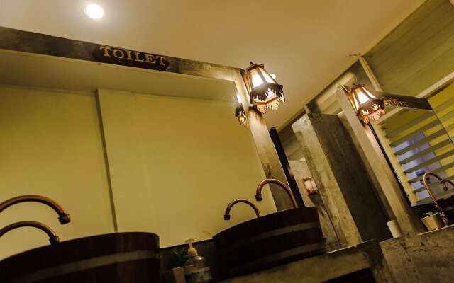 I-Sleep Silom Hostel