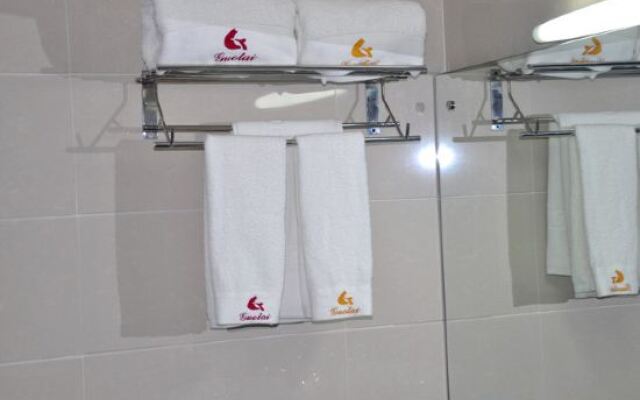 Jianshui Guotai Hotel