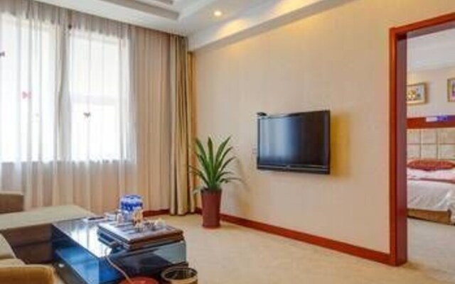 Dongdu Runjing Hotel