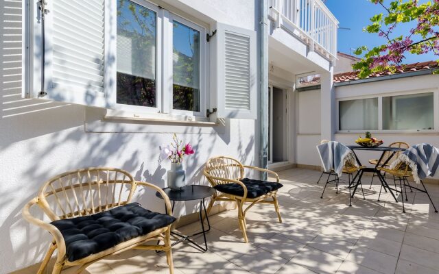 Apartment Sea Shell