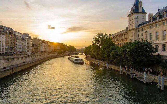 Sofitel Paris Arc de Triomphe