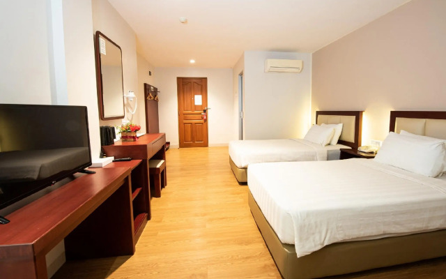 Lovina Inn Penuin Hotel