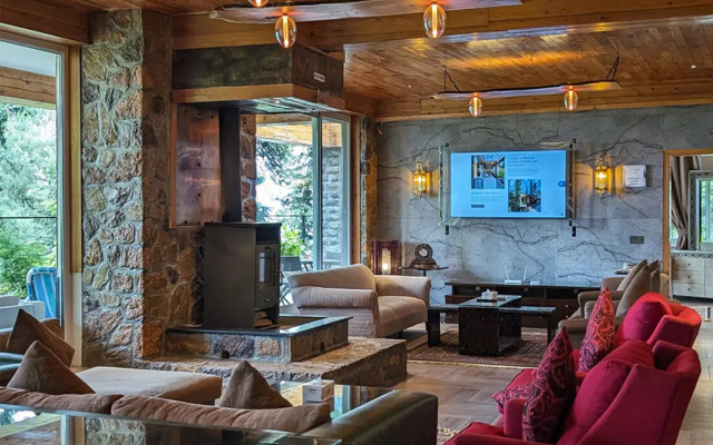 Alpine Hotel  Nathiagali