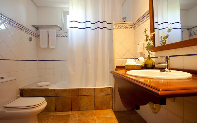 Hotel Cala Sant Vicenç - Adults Only + 16