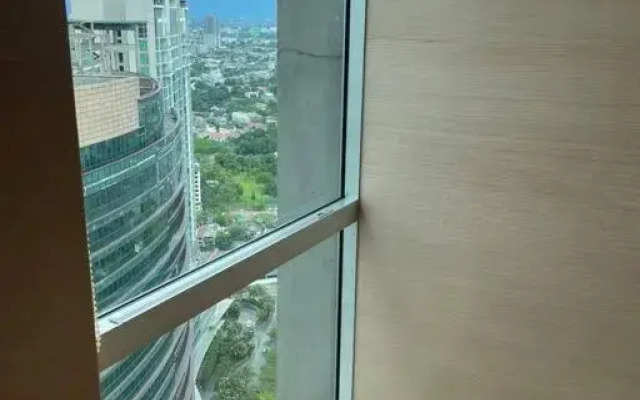 City Penthouse with Jakarta Skyline