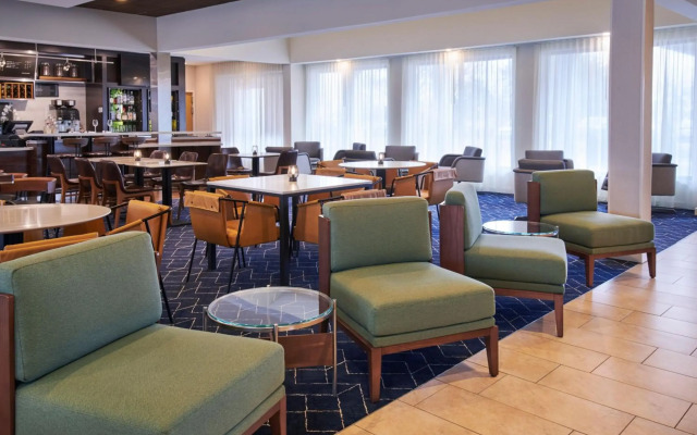 Courtyard by Marriott Detroit Livonia
