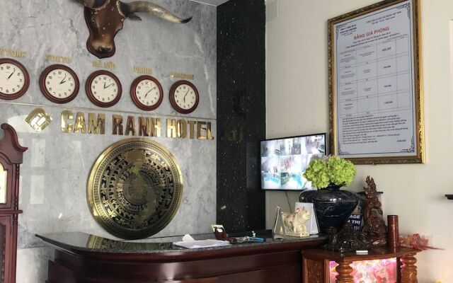 Oyo 696 Cam Ranh Hotel 1