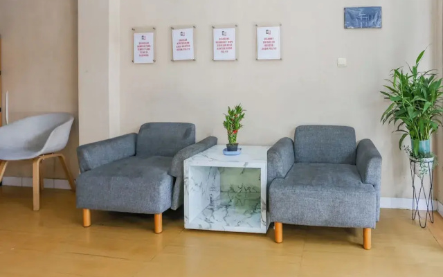 Hotel O Tower Mahakam serviced apartment Riverview Jababeka