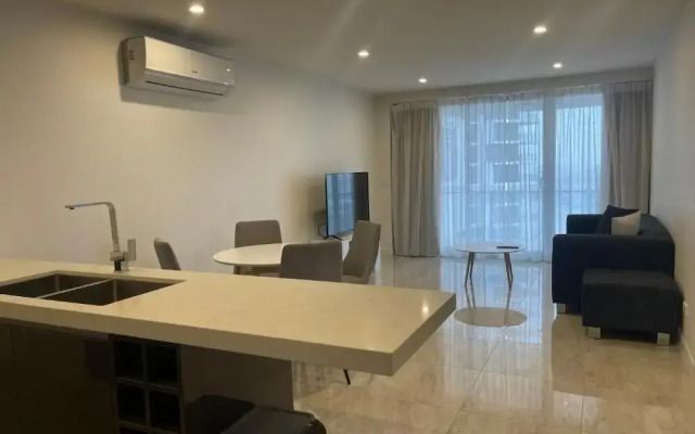 Serenity Surfers Paradise
