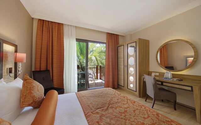 Quattro Beach Spa & Resort Hotel