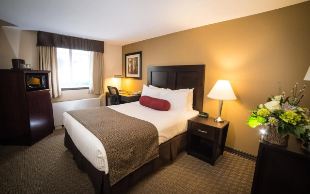 Best Western Plus Baker Street Inn