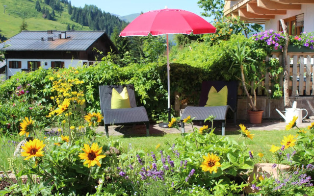 Apart Ursus Hinterthal