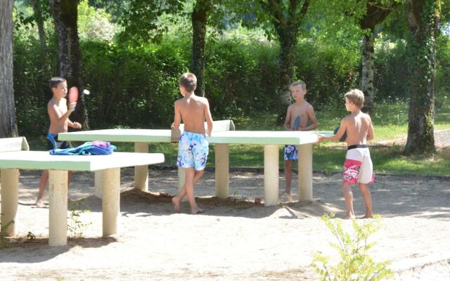 Camping Le Rocher de la Granelle
