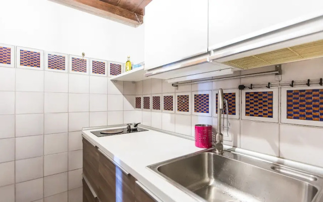 Rental in Rome Arco della Ciambella Penthouse
