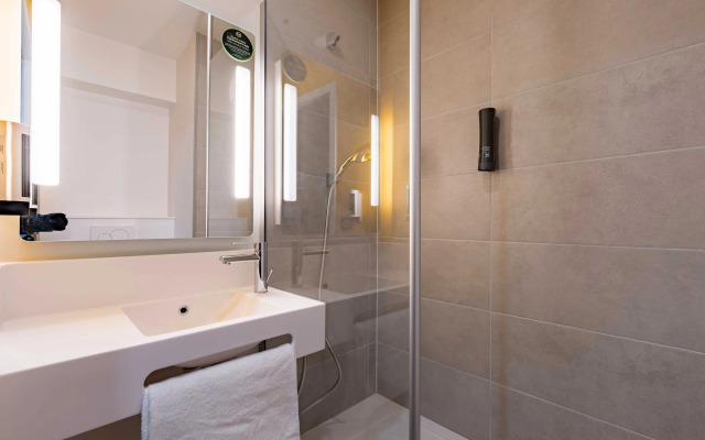 B&B HOTEL Valenciennes Onnaing