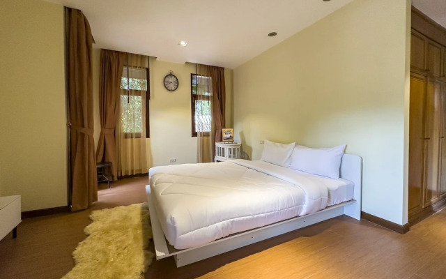 Executive 4 Bed Pool Villa - VTM