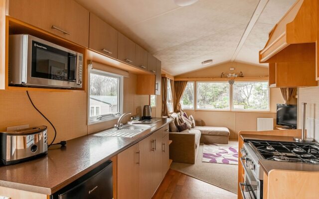 Simplistic Home in Hastings Near Old Town