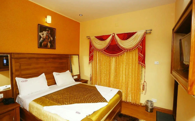 Lagana MMR Holiday Inn