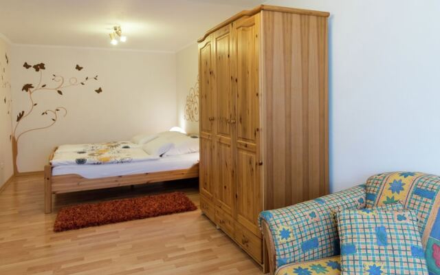 Beautiful property (65 m) with terrace and a small garden.