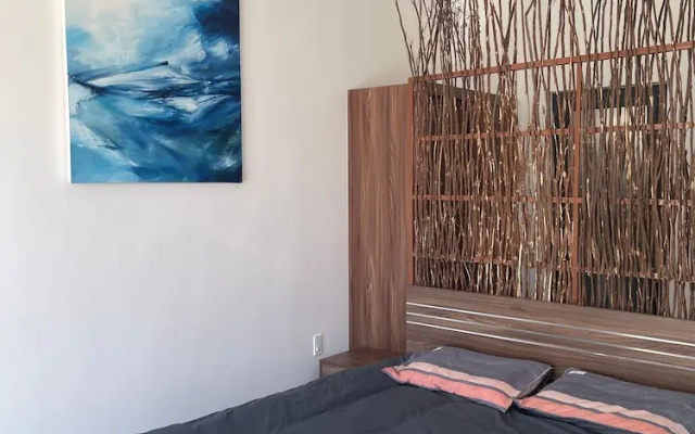 My Hoa Oceanfront Home – Guest Rooms – Vinh Hai