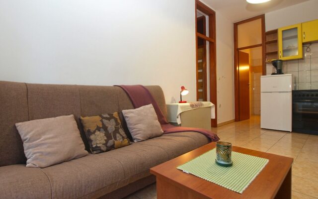 Apartment 397