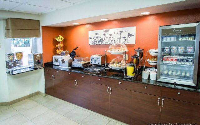 Sleep Inn & Suites Riverfront