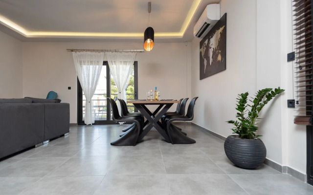 Cattleya Luxury Apartment
