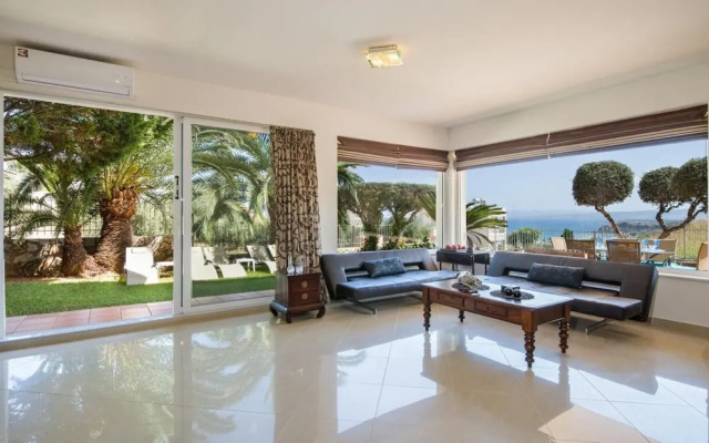 Villa Elina Luxury Residence