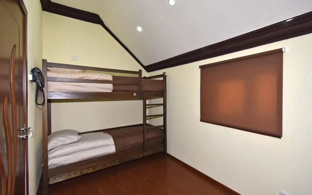 Li-Em Fauna Hostel